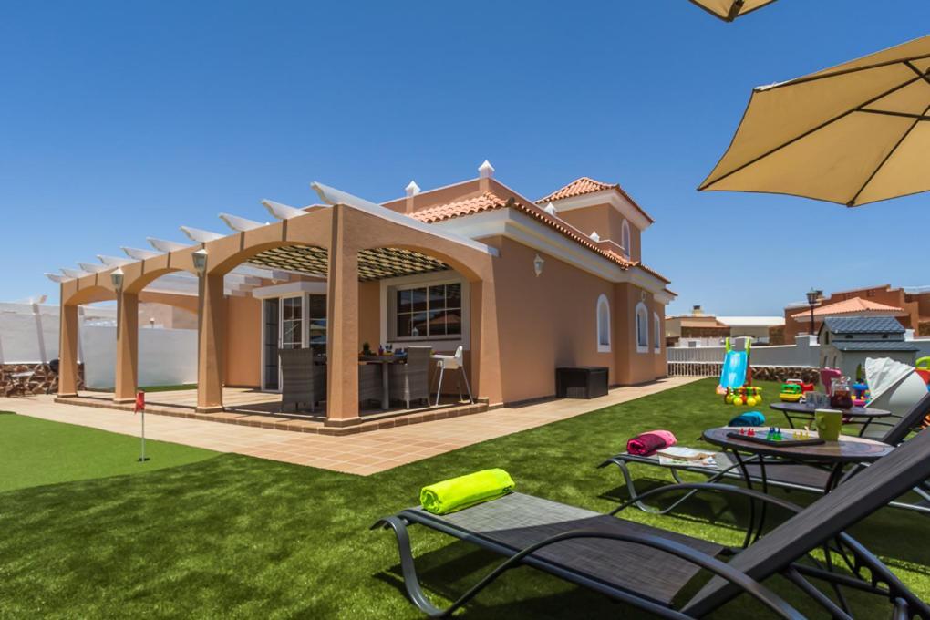 Perfect For Family Holidays With Private Pool, Near Beach And Golf- Villa Ashley Коста де Антигуа Екстериор снимка